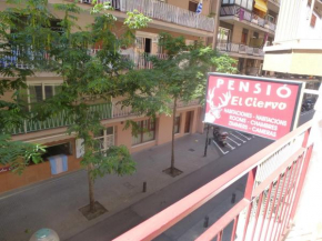 Гостиница Pension El Ciervo  Льорет-Де-Мар